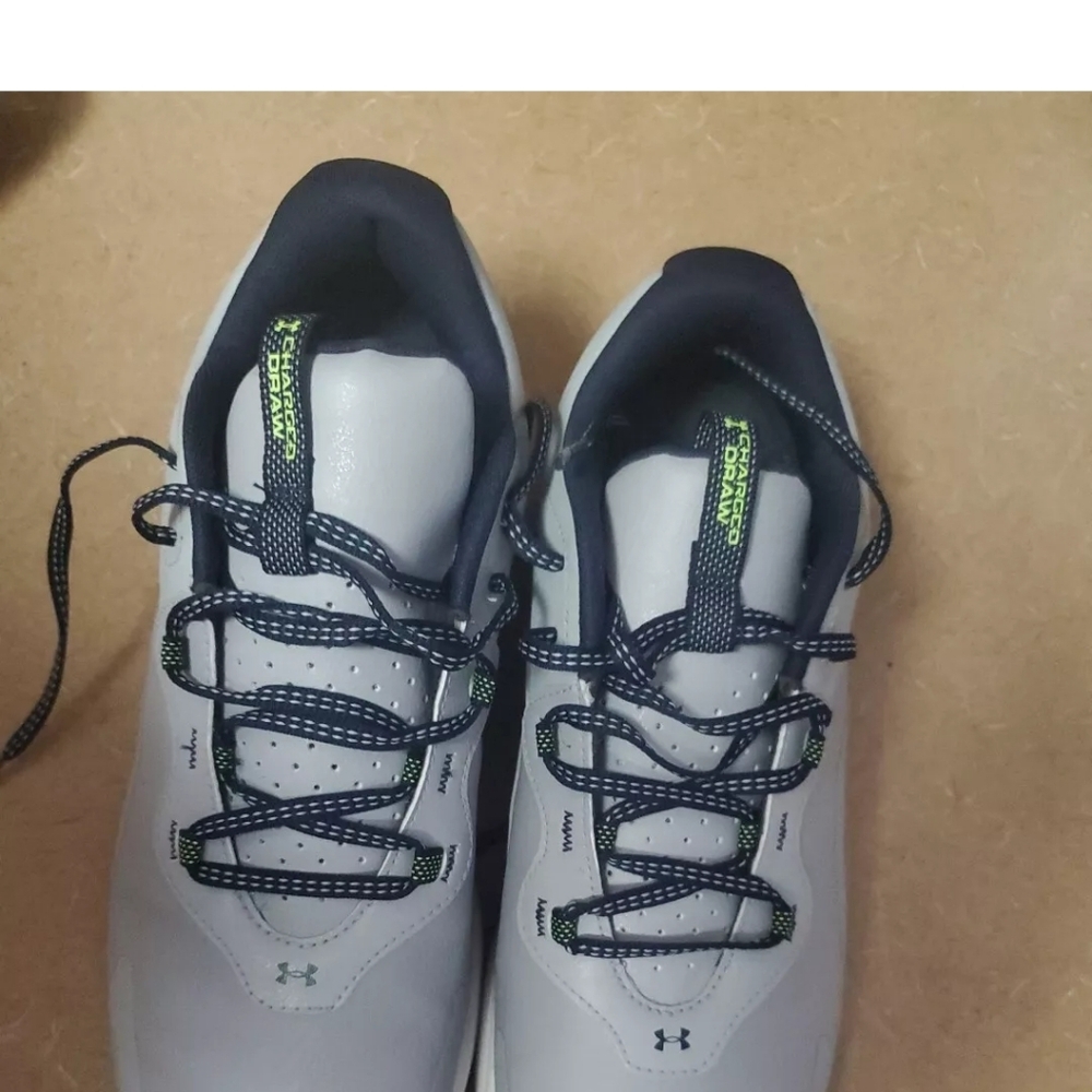 Under Armour Mens golf shoes